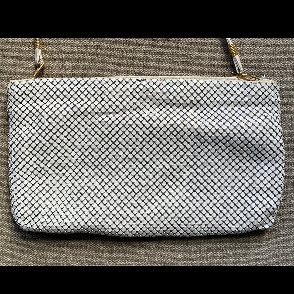 Vintage White Metal Link Mesh Clutch Bag